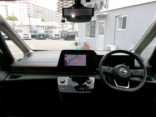 セレナ1.4 e-POWER ハイウェイスターV