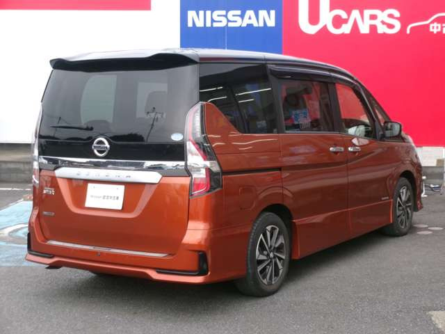 セレナ2.0 ハイウェイスターV