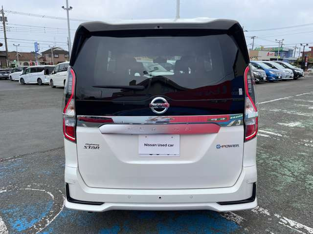 セレナ1.2 e-POWER ハイウェイスターV