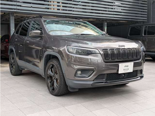 チェロキーナイトイーグル 4WD