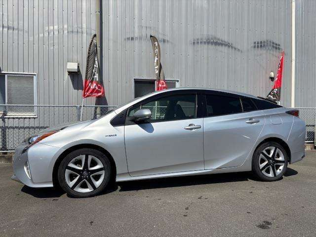 プリウス1.8 S ツーリングセレクション