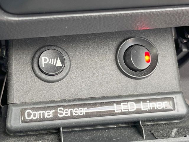 【コーナーセンサー】バンパーに付いたセンサーが障害物を検知!一定の距離に近づくとアラートで教えてくれます♪狭い駐車スペースや車庫入れ時も安心ですね☆