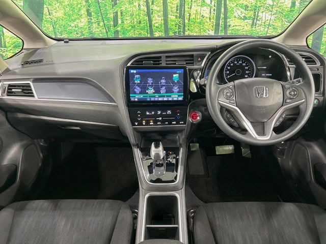 シャトル1.5 ハイブリッド ホンダセンシング