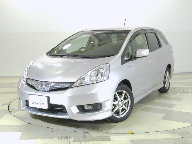 フィットシャトルハイブリッド1.3 スマートセレクション ファインライン