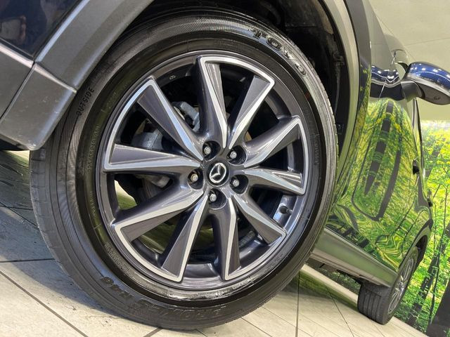 �y����19�C���`�A���~�z�C�[���z�O�ςɃ}�b�`���������A���~�z�C�[���𑕒����Ă���܂��B�e��ЊO�A���~�z�C�[����A�X�^�b�h���X�^�C�����戵�����Ă���܂��B���񂲑��k����������