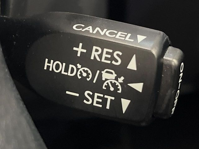 �y���[�_�[�N���[�Y�R���g���[���z�������H�ł̒��������s���y��!!�����ő��x��ۂN���[�Y�R���g���[�����A�Փˌy���V�X�e���ƘA�g���A�O���̎ԗ������m���ĎԊԂ�ۂ悤�ɑ��x���߂��Ă���܂�!!