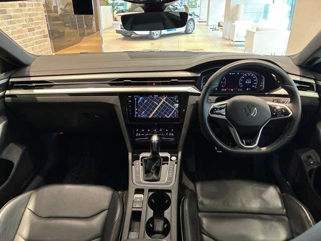 アルテオンTSI 4モーション Rライン アドバンス 4WD