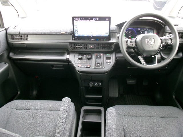 ステップワゴン2.0 e:HEV エアー EX