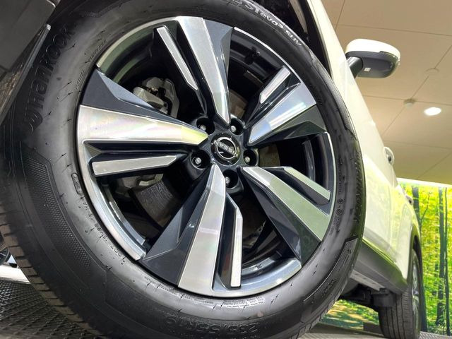 �y����19�C���`�A���~�z�C�[���z�O�ςɃ}�b�`���������A���~�z�C�[���𑕒����Ă���܂��B�e��ЊO�A���~�z�C�[����A�X�^�b�h���X�^�C�����戵�����Ă���܂��B���񂲑��k����������