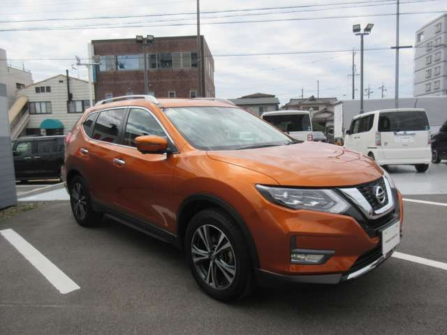 エクストレイル2.0 20Xi 4WD