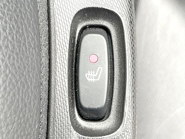 ���t�����g�V�[�g�q�[�e�B���O:�^�]�ȁE����ȋ��ɎO�i�K�Œ��߂��\�ȃV�[�g�q�[�^�[�𑕔����Ă���܂��B�G�߂��킸���K�ɂ��g�p���������܂��B