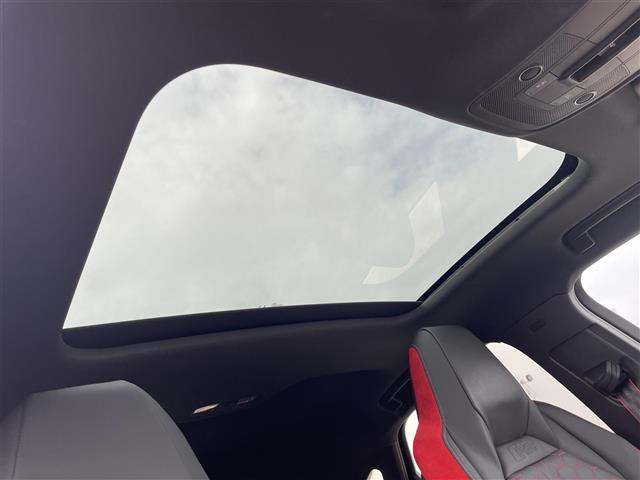 RS3スポーツバック2.5 4WD