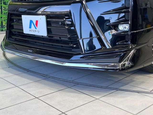 ヴォクシー1.8 ハイブリッド ZS 煌II