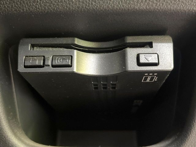 【ETC】高速道路の料金所をストレスなく通過!話題のスポットやサービスエリアに多い「スマートIC」利用時は必須のアイテムです。当店でセットアップを実施、ご納車当日からすぐにご利用いただけます!