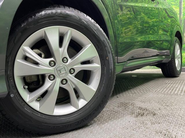 �y����16�C���`�A���~�z�C�[���z�O�ςɃ}�b�`���������A���~�z�C�[���𑕒����Ă���܂��B�e��ЊO�A���~�z�C�[����A�X�^�b�h���X�^�C�����戵�����Ă���܂��B���񂲑��k����������