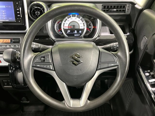 �y�X�e�A�����O�X�C�b�`�z�^�]���A�O������ڐ������炷���ƂȂ��A�I�[�f�B�I���̑��삪�\�ȕ֗��@�\!���S&���K�ȃh���C�u�����o���Ă���܂���