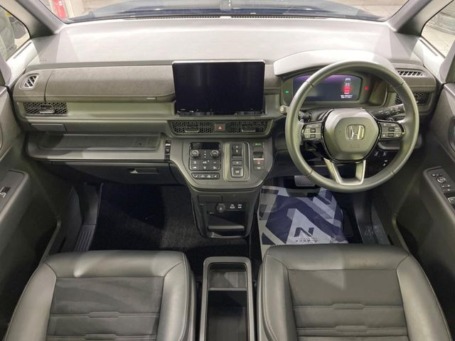 ステップワゴン2.0 e:HEV スパーダ プレミアムライン