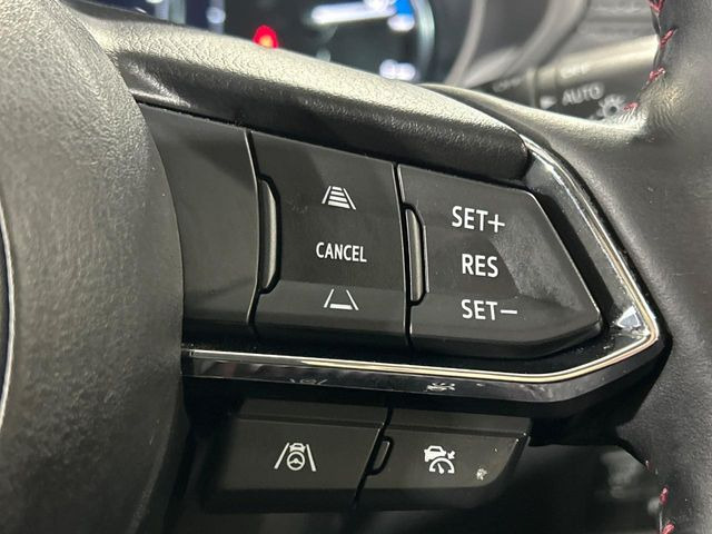 �y�X�}�[�g�u���[�L�T�|�[�g�z���s���ɑO���̎ԗ�����F�����A�Փ˂������Ȏ��͌x��ƃu���[�L�ŏՓˉ���Ɣ�Q�y�����A�V�X�g�B�����S�Ƀh���C�u�����y���݂��������܂��B