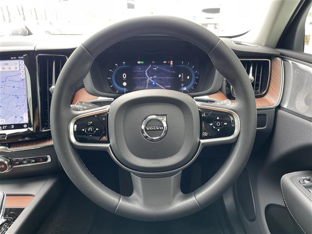 XC60アルティメット B5 AWD 4WD