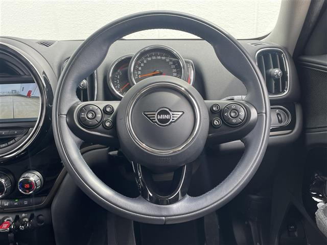 ミニクロスオーバークーパー D コーンウォール エディション