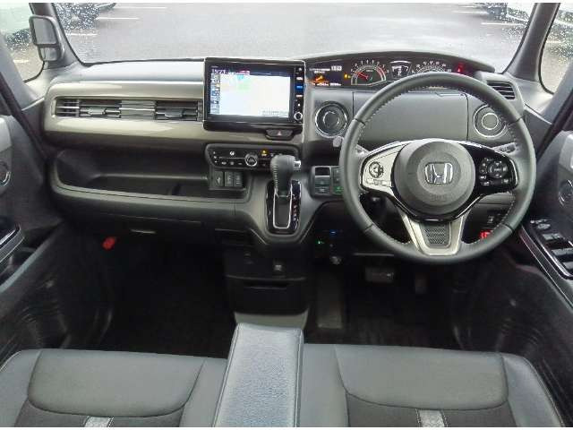 N-BOXカスタムL ターボ スタイルプラス ブラック