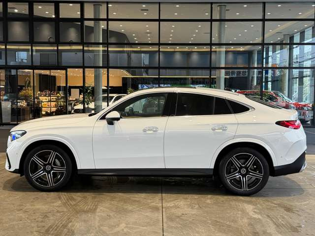 GLCクーペ220d 4マチック AMGラインパッケージ(ISG) 4WD