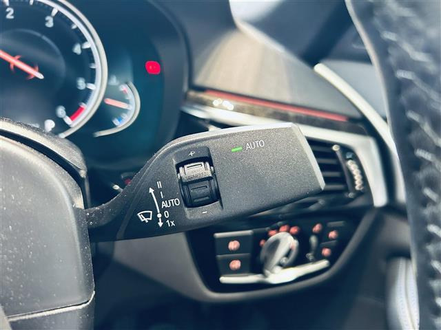 5シリーズセダン523d Mスポーツ