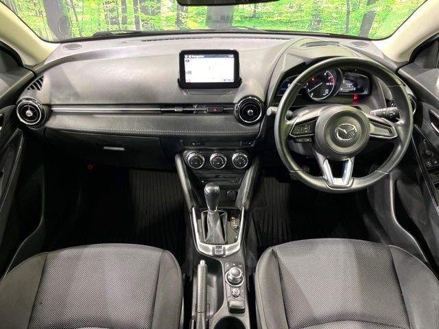 デミオ1.3 13S ツーリング