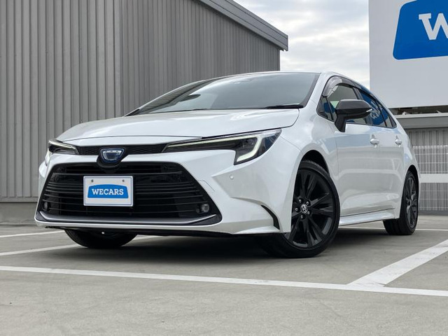 カローラ1.8 ハイブリッド W×B