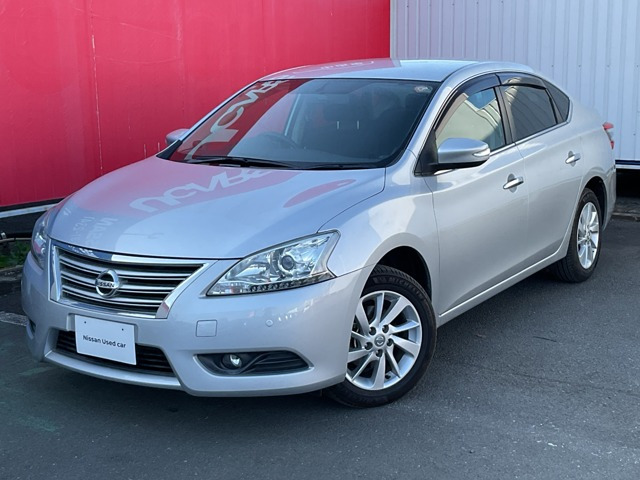 シルフィ1.8 X 助手席回転シート