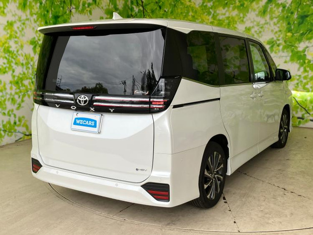 ヴォクシー1.8 ハイブリッド S-Z