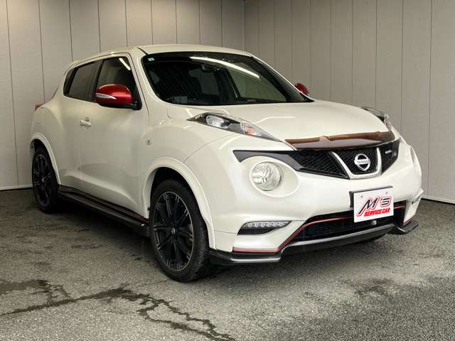 ���ʎԂ́u�T�[�r�X�J�[�G���Y �{�X�v�A�y�����Ԃ́u�T�[�r�X�J�[�G���Y �����X�v���炨�T�������܂��B