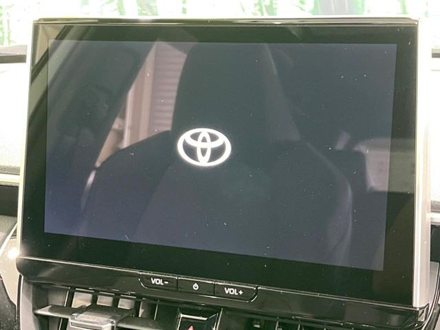 �y10.5�C���` �f�B�X�v���C�I�[�f�B�I�z���ʂ̃f�B�X�v���C��AppleCarPlay��AndroidAuto�����p�\�B�傫�ȉ�ʂŃX�}�z�i�r�A�v���������p���������܂���