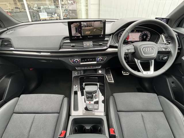 SQ5スポーツバック3.0 4WD