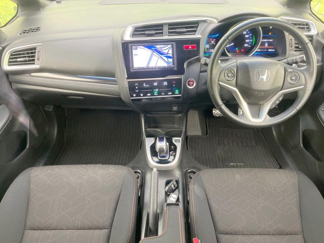 フィット1.5 ハイブリッド Sパッケージ