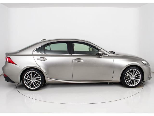 18�C���`�A���~!!�A���~�z�C�[���̕ύX���\�ł�!���q�l�̂��D�݂�1����쐬�\�ƂȂ�܂�!���ڍׂ̓X�^�b�t�܂ł��q�˂��������B