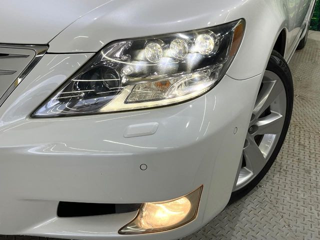 �w�b�h���C�g��e�[�������v&�A���~�z�C�[�����̊e��R�[�e�B���O���I�X�X�����Ă���܂��B�����Y�����̉��΂݂≘���}���A���ꂢ�ȏ�Ԃ������e�i���X���X�ŕۂĂ܂���