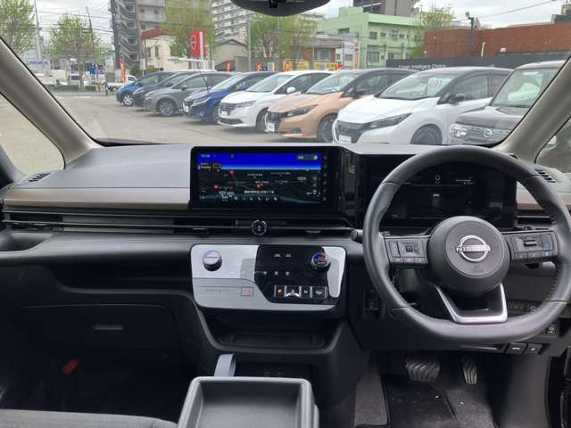 セレナ2.0 ハイウェイスターV