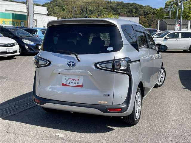 シエンタハイブリッド 1.5 G ウェルキャブ 助手席回転チルトシート車 Bタイプ