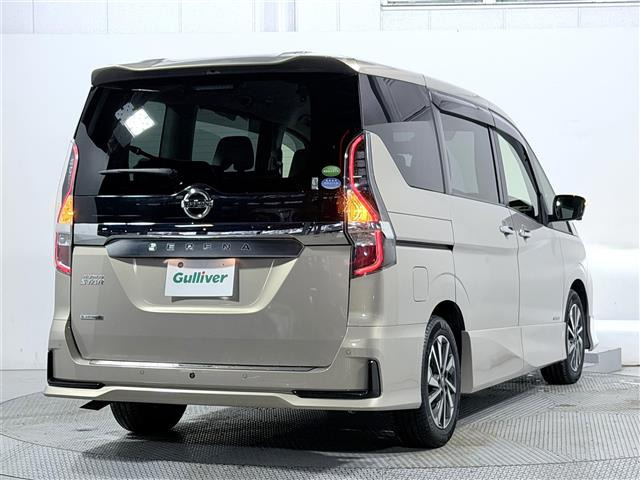 セレナ2.0 ハイウェイスターV