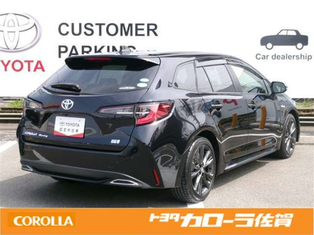 カローラツーリング1.8 ハイブリッド W×B