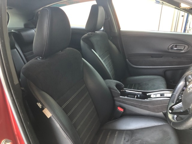 ヴェゼル1.5 ハイブリッド RS ホンダセンシング