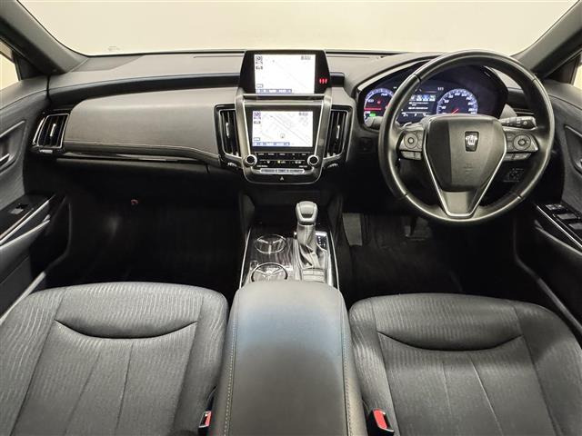 クラウンハイブリッド 2.5 S Cパッケージ