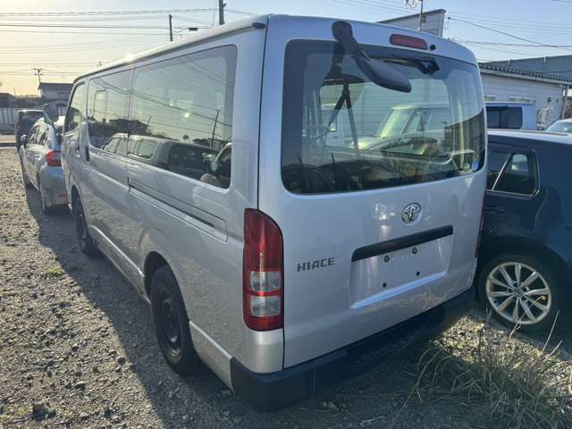 ハイエースバン2.8 DX ロング ディーゼル 4WD