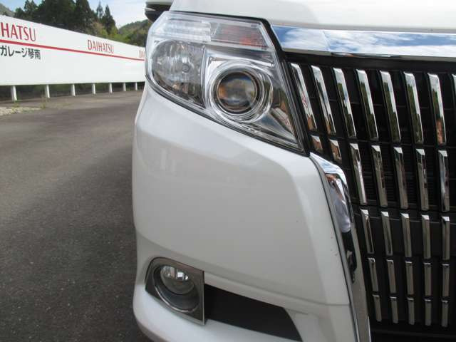 エスクァイアハイブリッド1.8 Gi