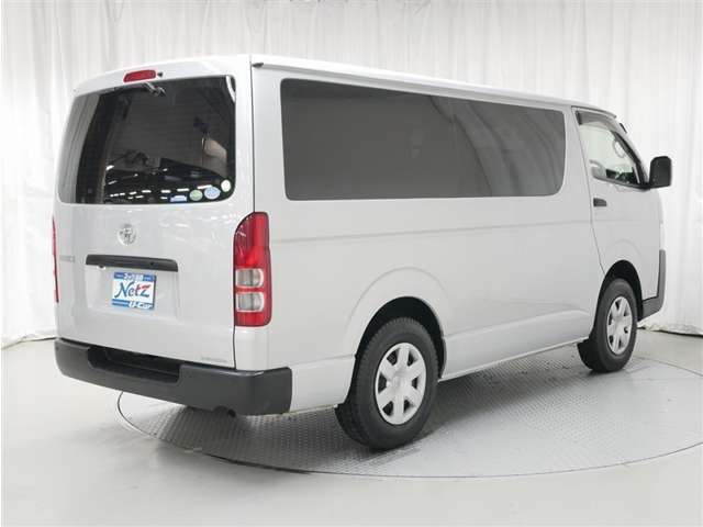 ハイエースバン2.8 DX ロング ディーゼル 4WD