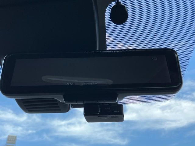 �y�h���C�u���R�[�_�[�z�h���C�u���R�[�_�[����!���s���͂������A������^�]�⎖�̂ɑ��������ہA�f���ŋL�^���A����̃��X�N�ɔ����܂��B���L�^�pSD�J�[�h�͂��q�l�����g�ł��������������K�v������܂��B