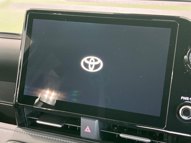 ヴォクシー1.8 ハイブリッド S-Z