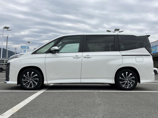 ヴォクシー1.8 ハイブリッド S-Z