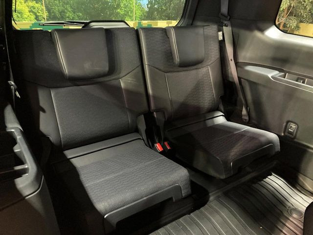 3��ڃV�[�g�͂�������ԗǍD����l�ł��������ƍ����Ē����܂��̂ŁA��l���ł̂��o���������N���N�ł��􂲉Ƒ��ŁA�C�̒m�ꂽ���ԂŁA�h���C�u�ɍs���̂��y���݂ł��ˁ�